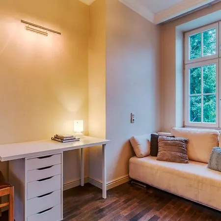Old Town 2-bedroom Unique Gda2 *